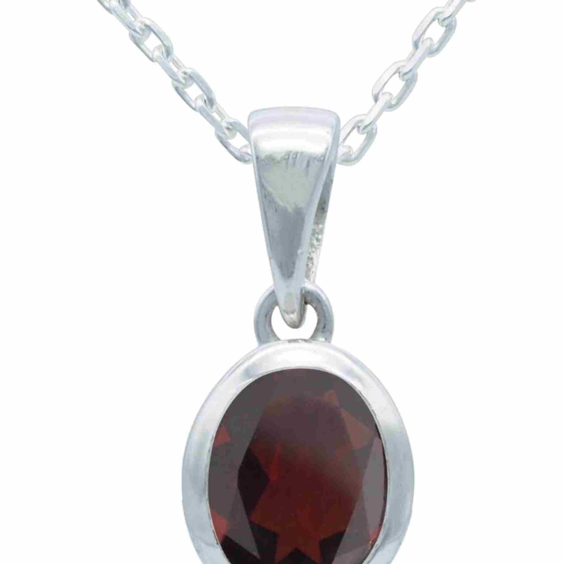 Silberkette mit Anhänger MIALE oval aus 925 Silber