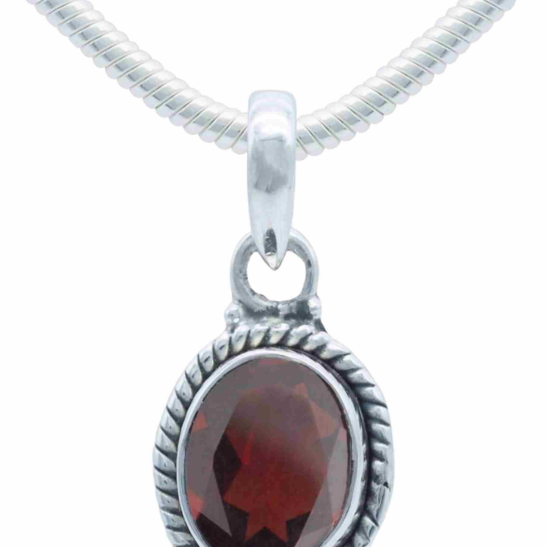 Silberkette mit Anhänger LAVO oval klein aus 925 Silber