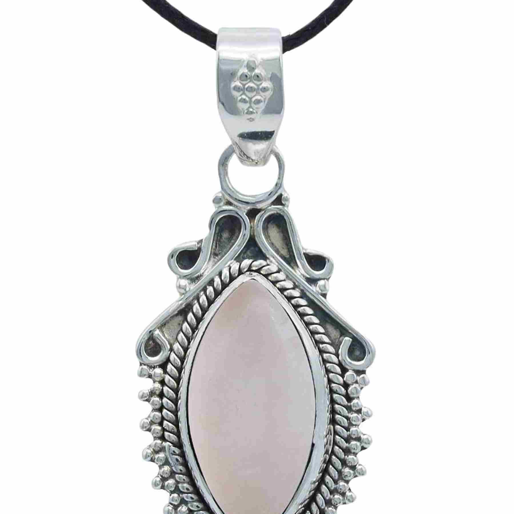 Kettenanhänger ANULA aus 925 Silber