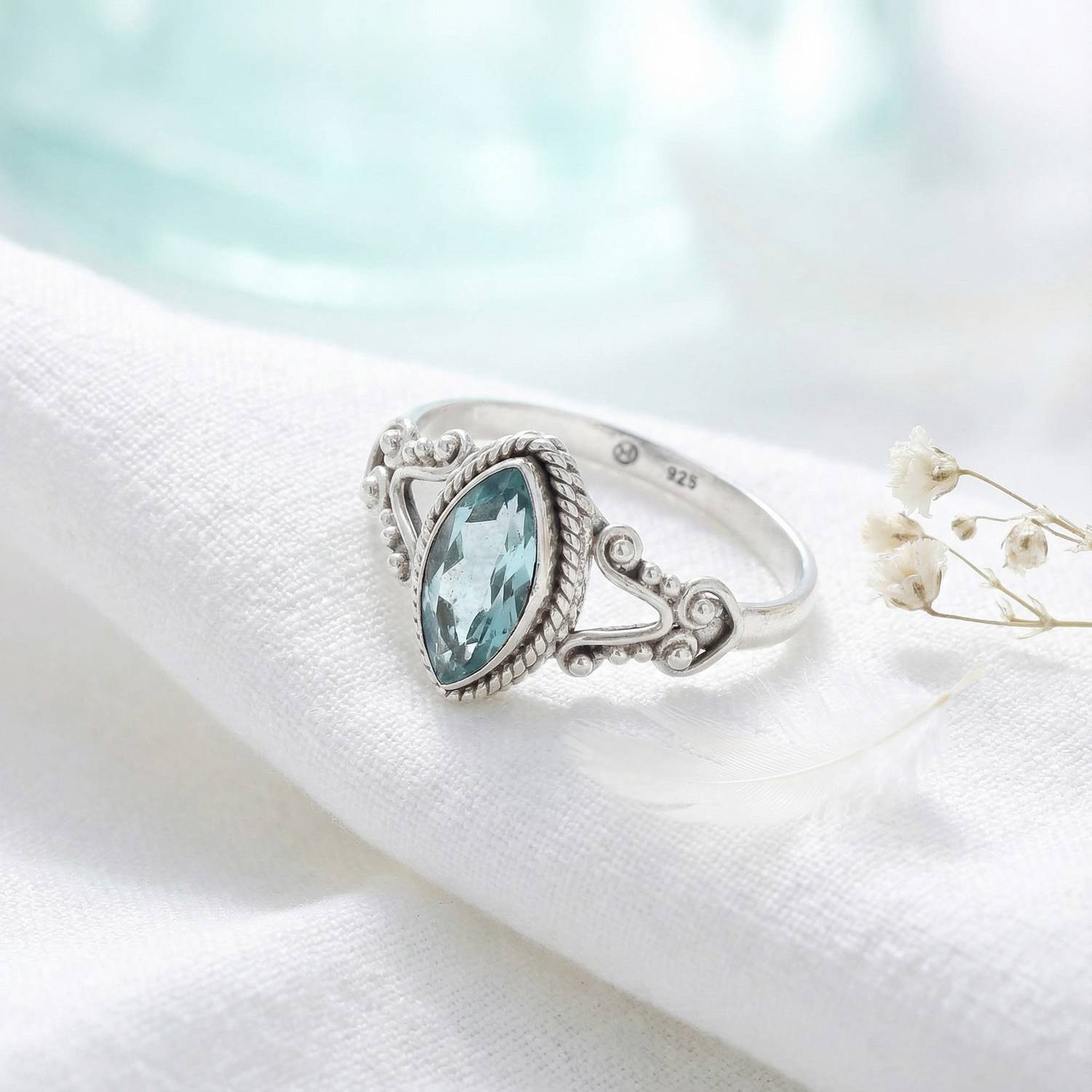 Nobala Silberring mit Marquise-Edelstein – 925 Sterling Silber