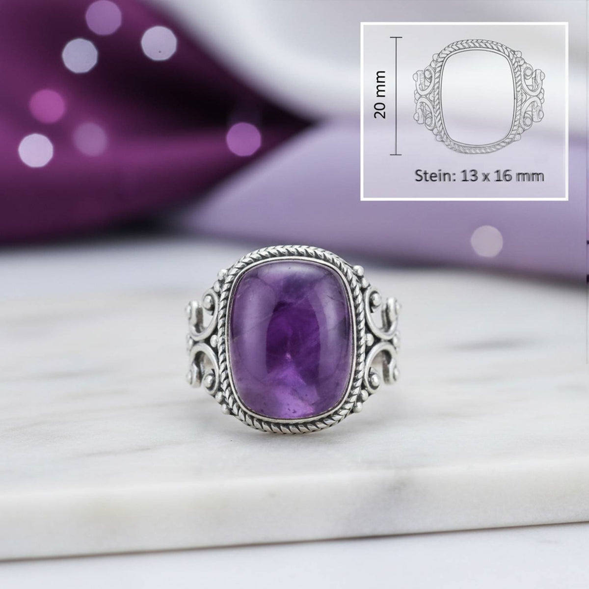 Amethystring aus Silber mit Maßangaben zu Ring und Edelstein