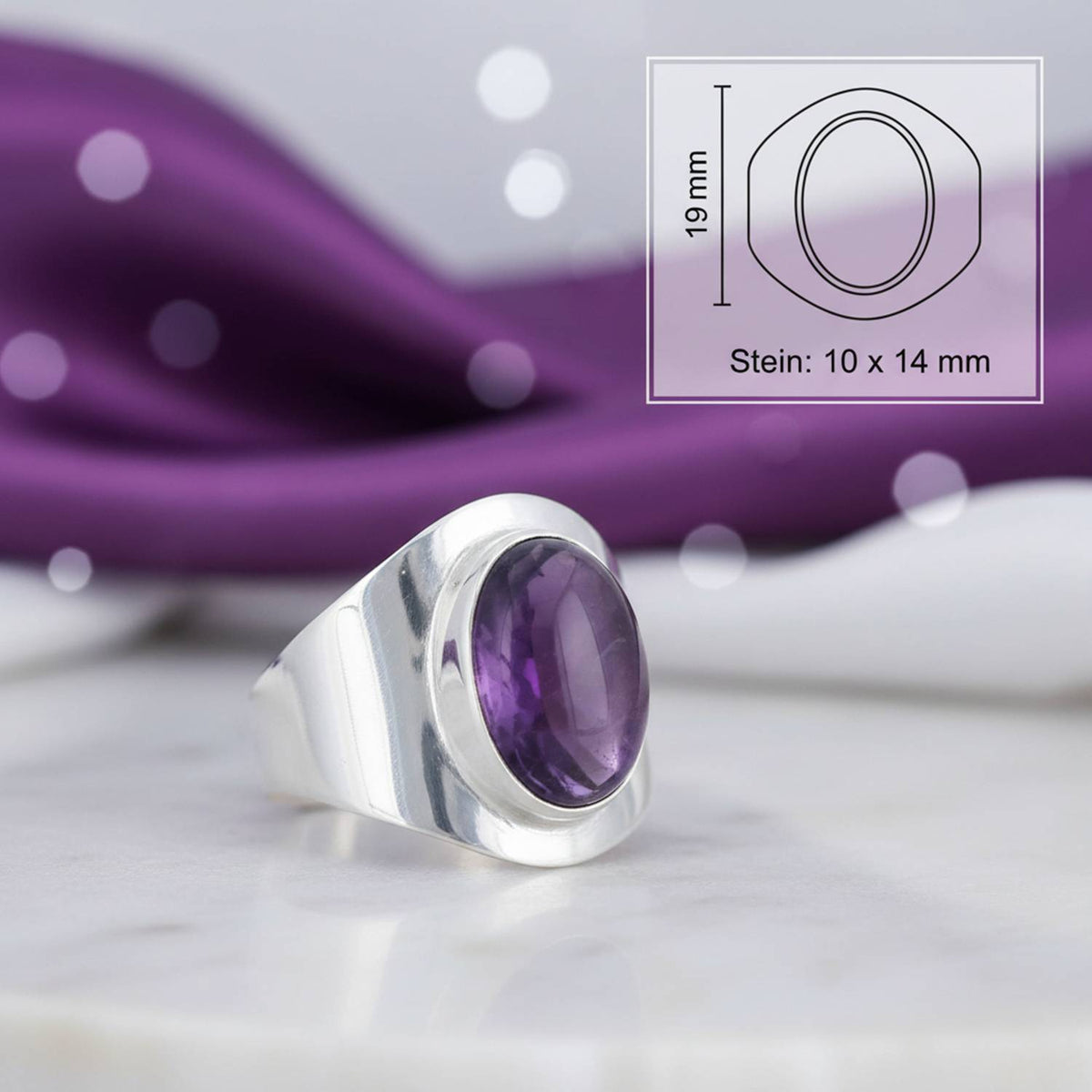 Amethystring aus Silber mit Maßangaben zu Ring und Edelstein