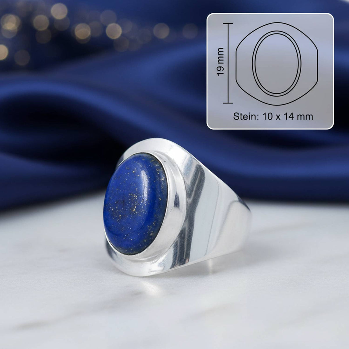 Lapislazuliring aus Silber mit Maßangaben zu Ring und Edelstein