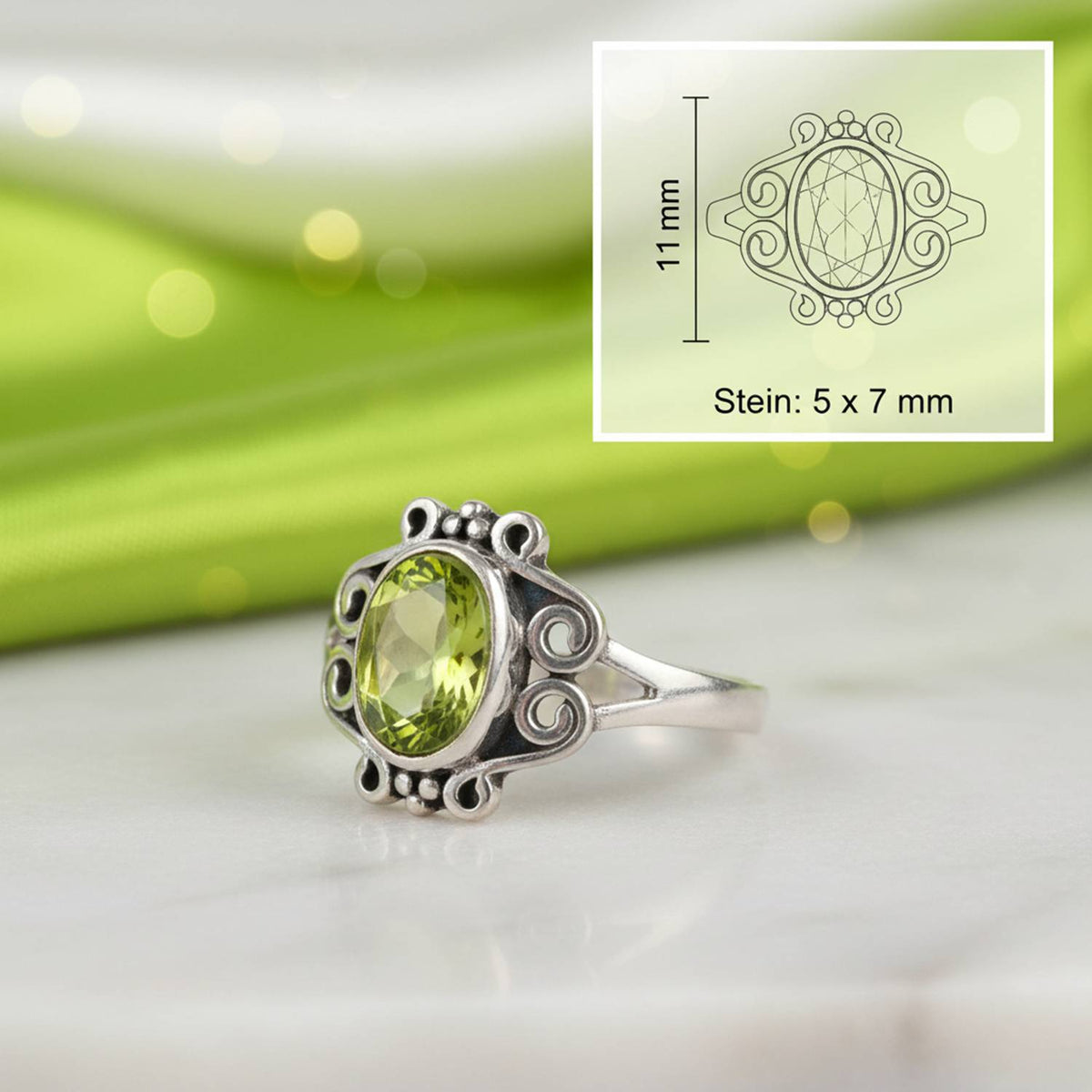 Peridotring aus Silber mit Maßangaben zu Ring und Edelstein