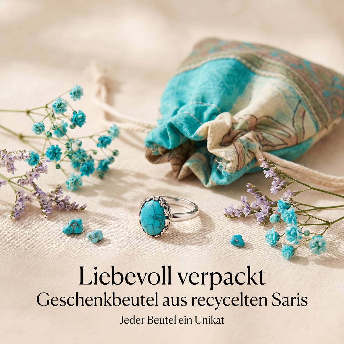 Silberring mit Türkis und Geschenkbeutel aus recyceltem Sari