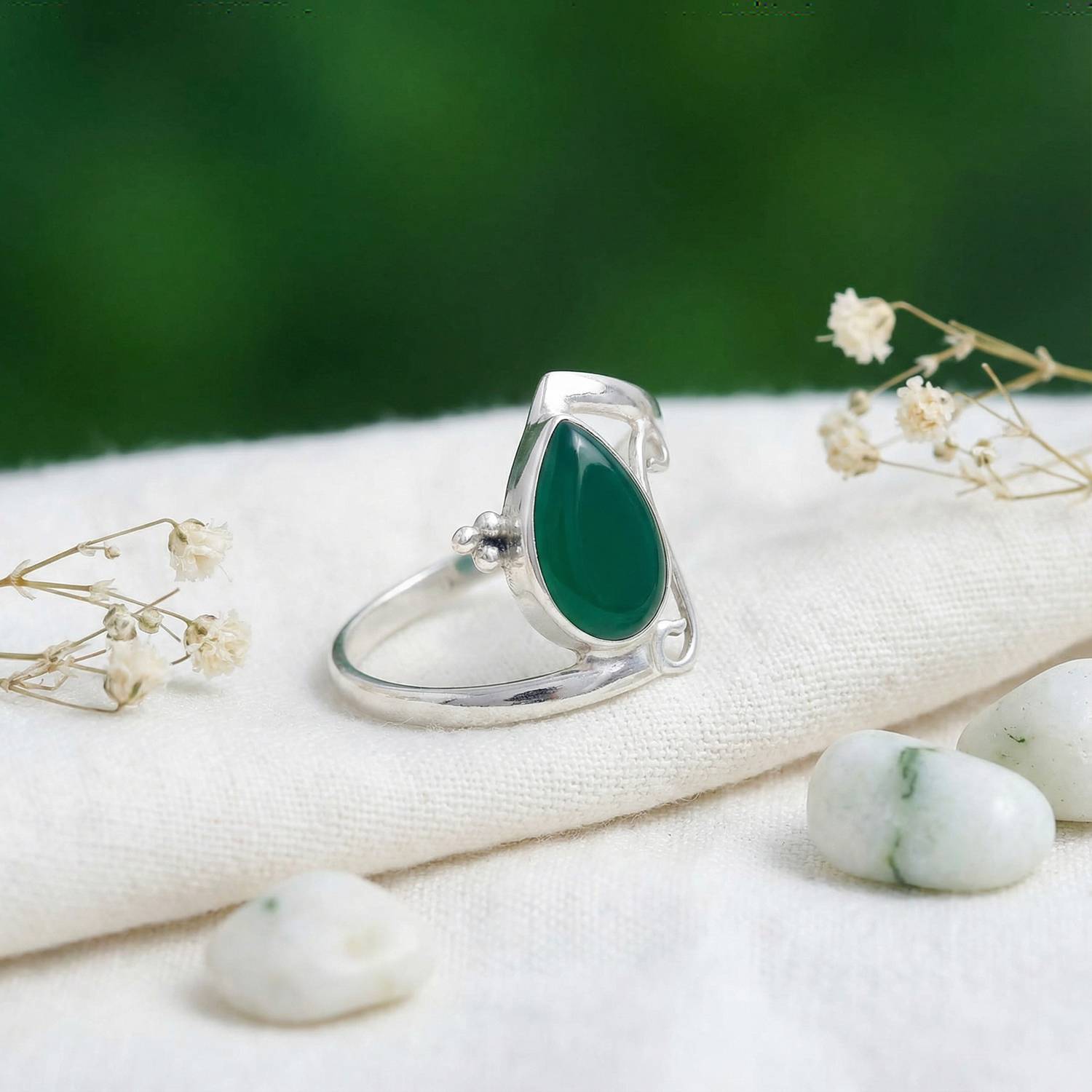 UHA – feiner Silberring aus 925 Sterling Silber mit Edelstein
