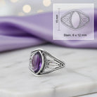 [KI] Amethystring aus Silber mit Maßangaben zu Ring und Edelstein