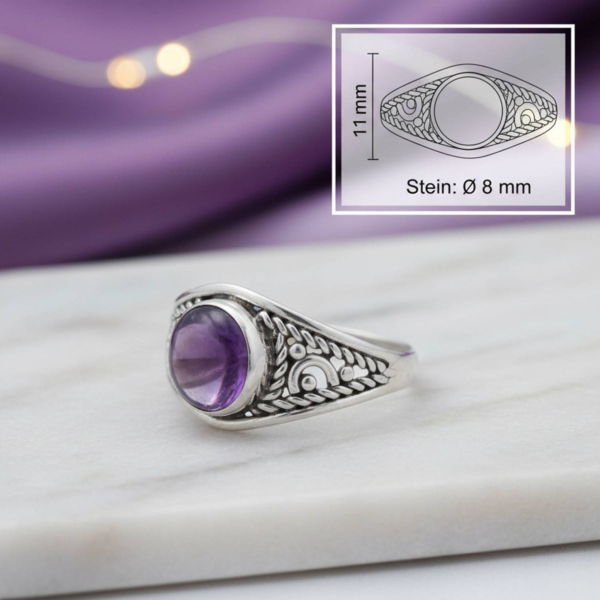 Amethystring aus Silber mit Maßangaben zu Ring und Edelstein