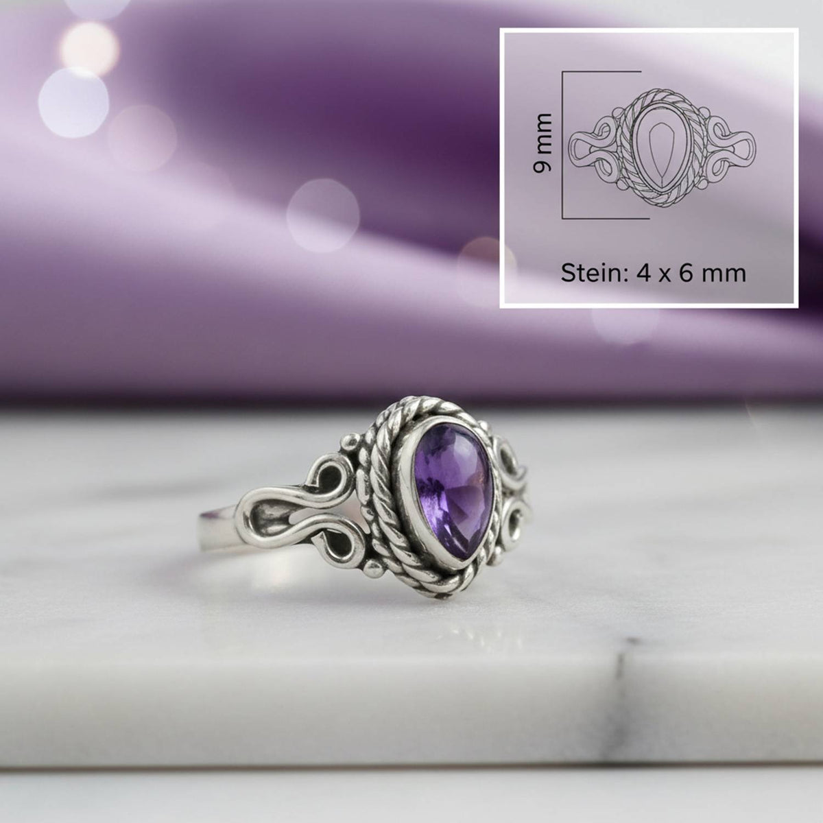 Amethystring aus Silber mit Maßangaben zu Ring und Edelstein