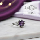 [KI] Amethystring aus Silber mit Maßangaben zu Ring und Edelstein