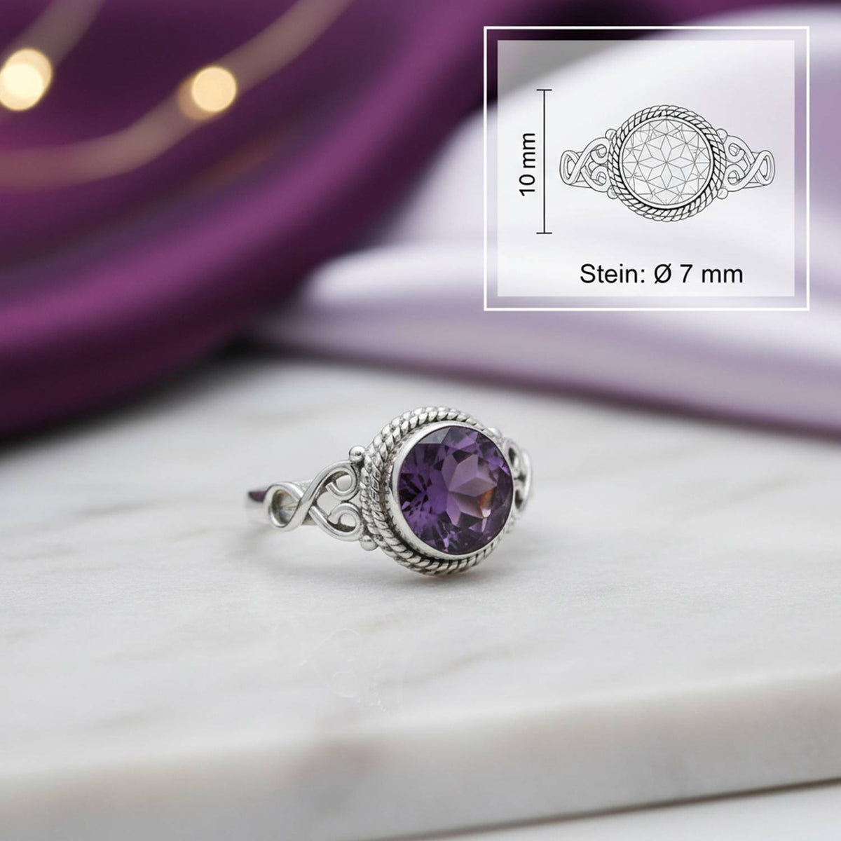 Amethystring aus Silber mit Maßangaben zu Ring und Edelstein