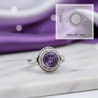 [KI] Amethystring aus Silber mit Maßangaben zu Ring und Edelstein