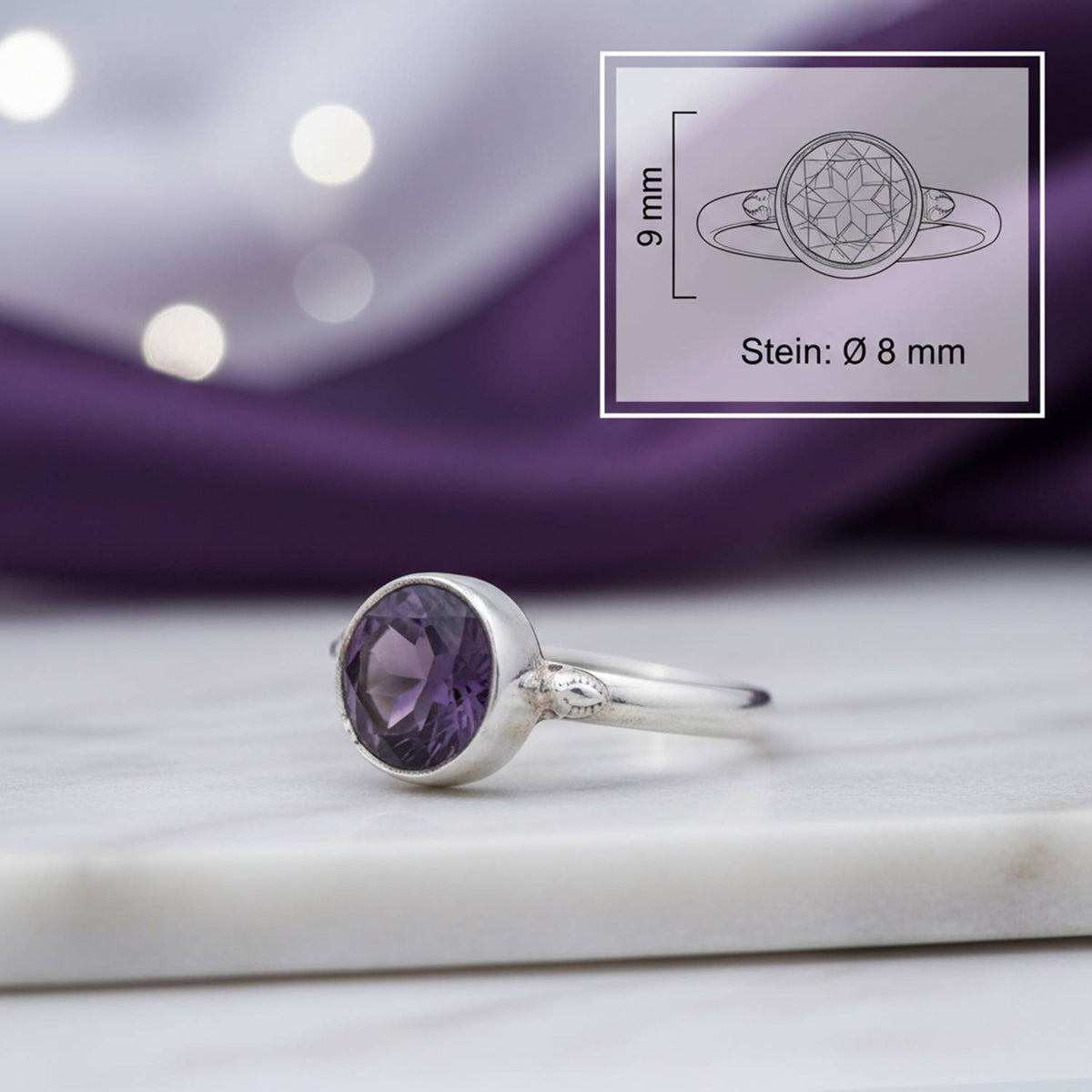 Amethystring aus Silber mit Maßangaben zu Ring und Edelstein