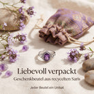 [KI] Silberring mit Amethyst und Geschenkbeutel aus recyceltem Sari