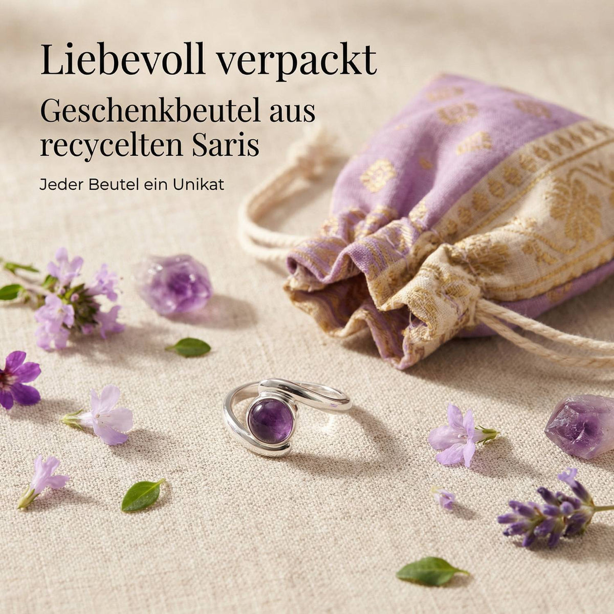 Silberring mit Amethyst und Geschenkbeutel aus recyceltem Sari