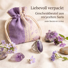 [KI] Silberring mit Amethyst und Geschenkbeutel aus recyceltem Sari