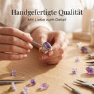 [KI] Handgefertigter Silberring mit Amethyst bei der Schmuckherstellung