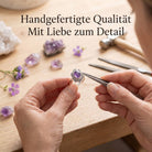 [KI] Handgefertigter Silberring mit Amethyst bei der Schmuckherstellung