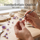 [KI] Handgefertigter Silberring mit Amethyst bei der Schmuckherstellung