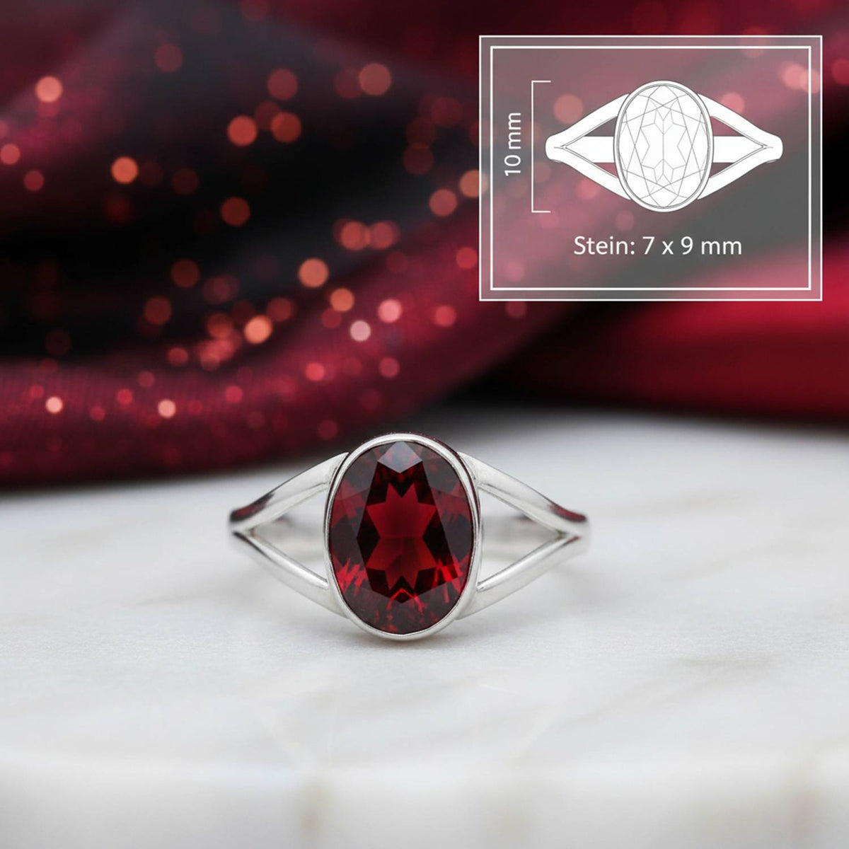 Granatring aus Silber mit Maßangaben zu Ring und Edelstein