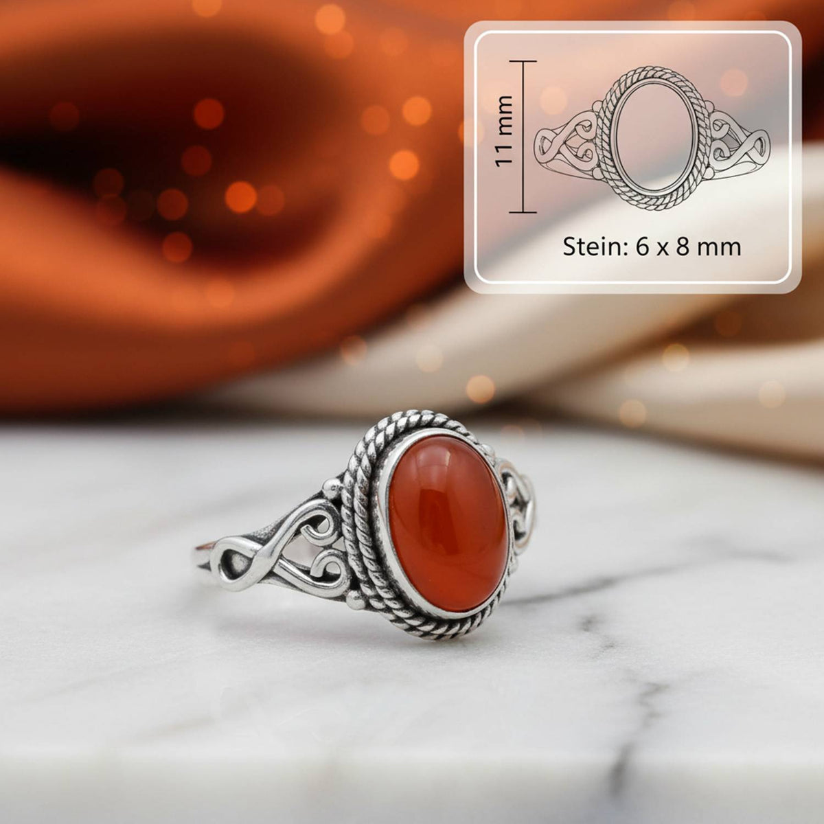 Karneolring aus Silber mit Maßangaben zu Ring und Edelstein