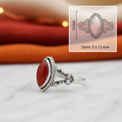 [KI] Karneolring aus Silber mit Maßangaben zu Ring und Edelstein