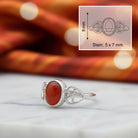 [KI] Karneolring aus Silber mit Maßangaben zu Ring und Edelstein