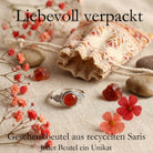 [KI] Silberring mit Karneol und Geschenkbeutel aus recyceltem Sari