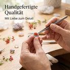 [KI] Handgefertigter Silberring mit Karneol bei der Schmuckherstellung