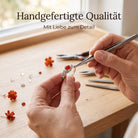 [KI] Handgefertigter Silberring mit Karneol bei der Schmuckherstellung