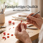 [KI] Handgefertigter Silberring mit Karneol bei der Schmuckherstellung