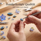 [KI] Handgefertigter Silberring mit Labradorit bei der Schmuckherstellung