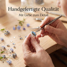 [KI] Handgefertigter Silberring mit Labradorit bei der Schmuckherstellung