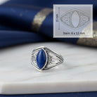 [KI] Lapislazuliring aus Silber mit Maßangaben zu Ring und Edelstein