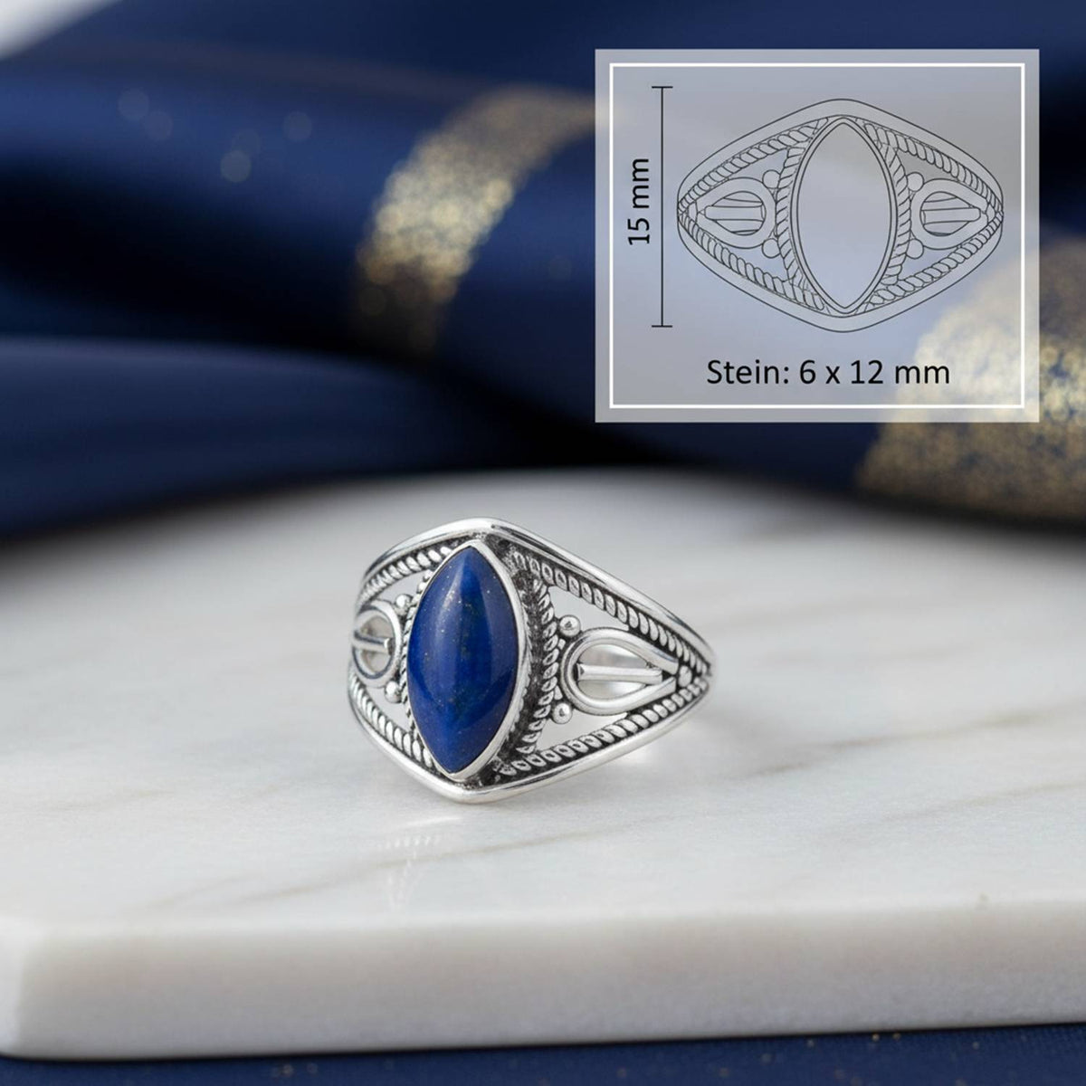 Lapislazuliring aus Silber mit Maßangaben zu Ring und Edelstein