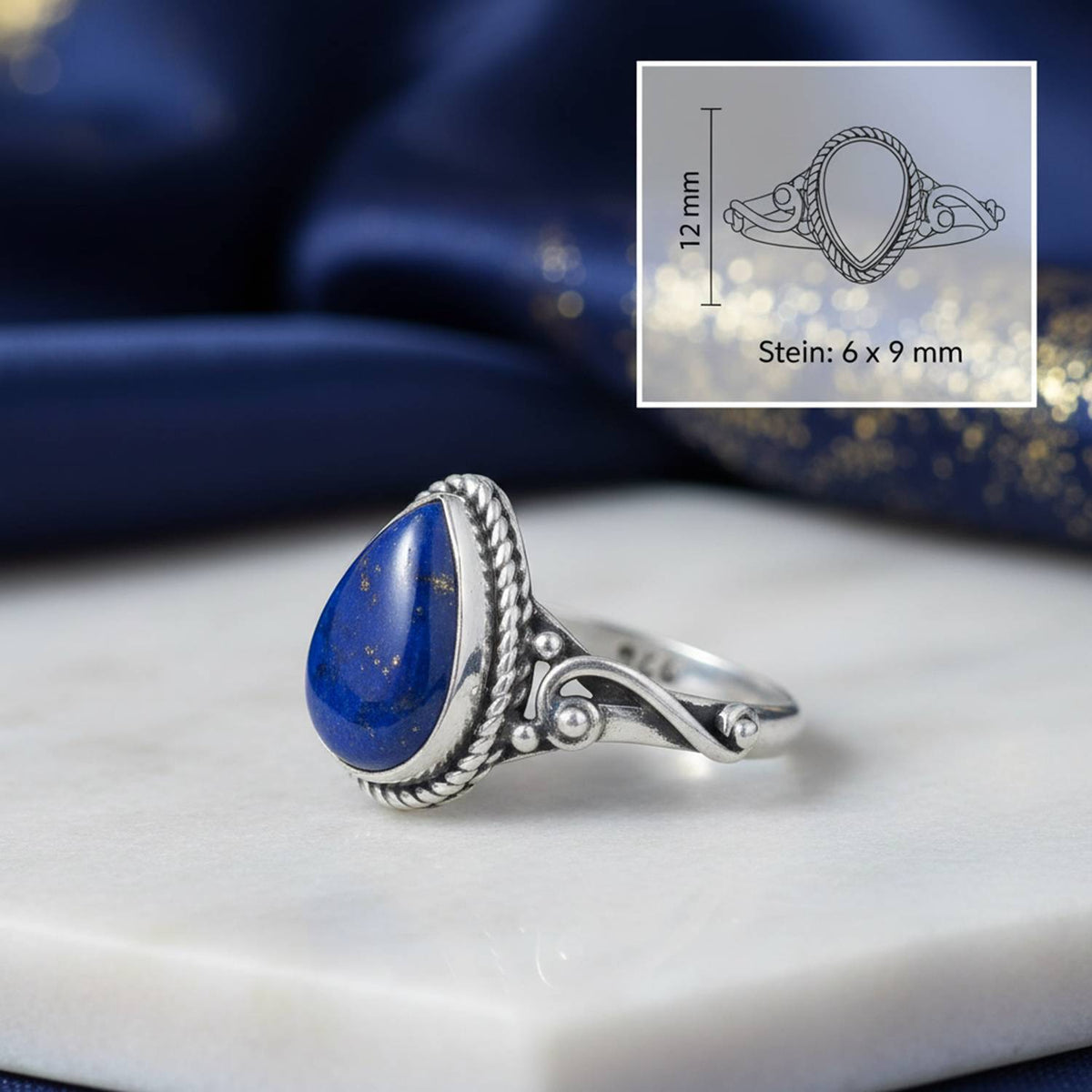 Lapislazuliring aus Silber mit Maßangaben zu Ring und Edelstein