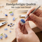 [KI] Handgefertigter Silberring mit Lapislazuli bei der Schmuckherstellung