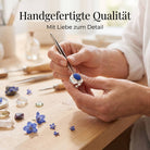 [KI] Handgefertigter Silberring mit Lapislazuli bei der Schmuckherstellung