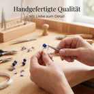 [KI] Handgefertigter Silberring mit Lapislazuli bei der Schmuckherstellung