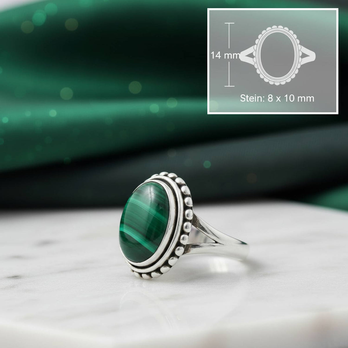 Malachitring aus Silber mit Maßangaben zu Ring und Edelstein