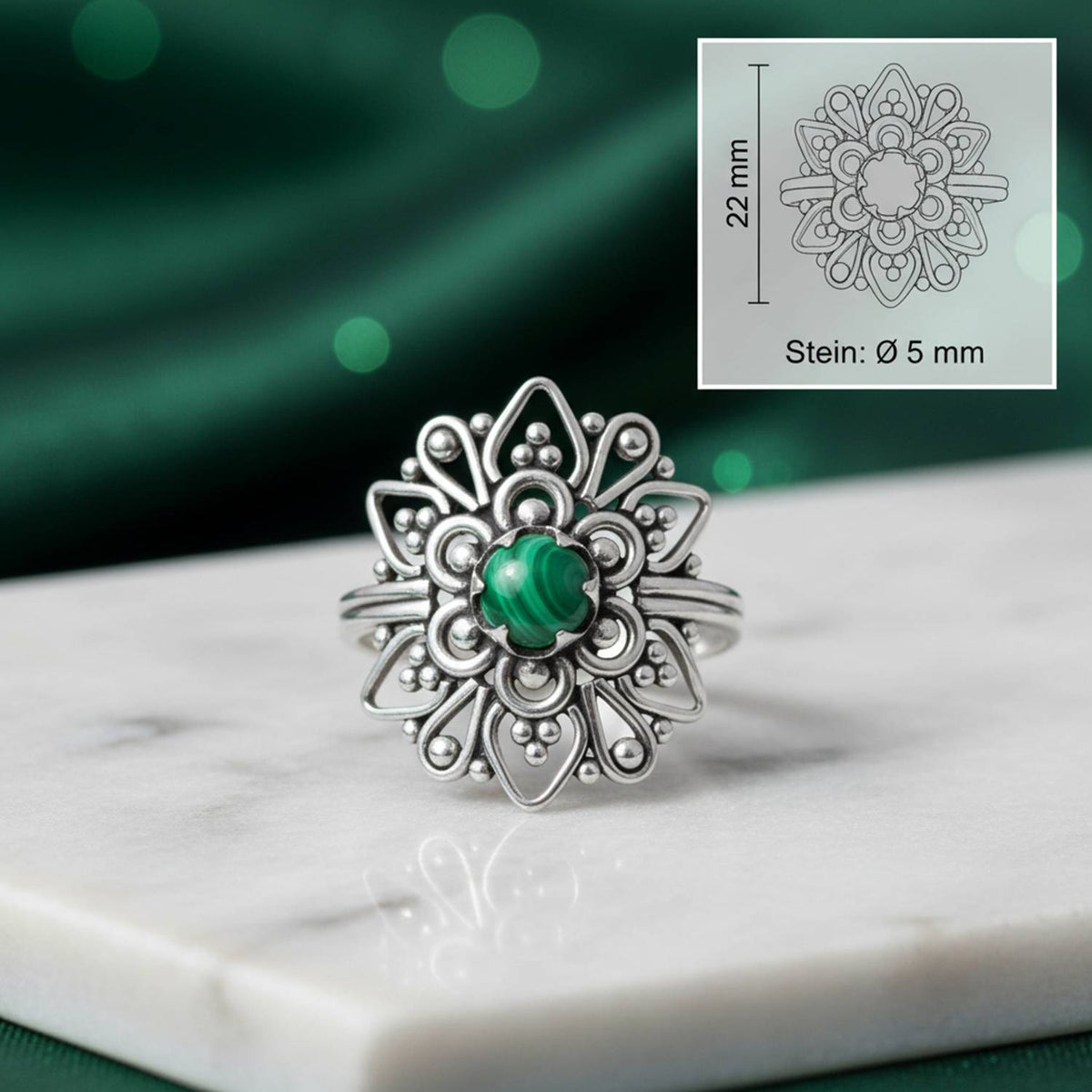 Malachitring aus Silber mit Maßangaben zu Ring und Edelstein