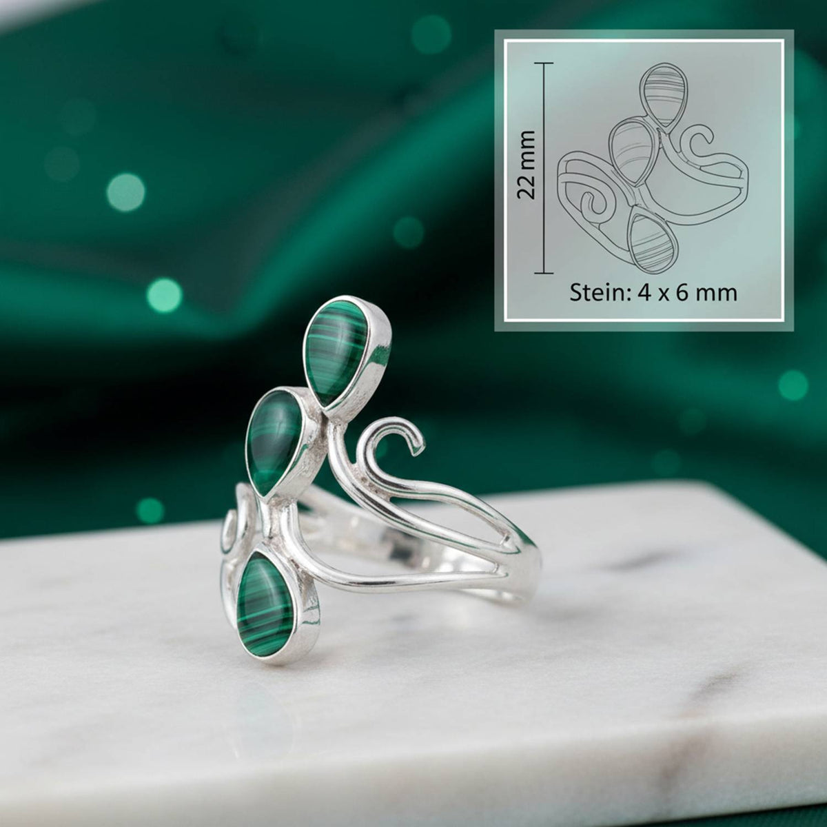 Malachitring aus Silber mit Maßangaben zu Ring und Edelstein