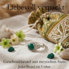 [KI] Silberring mit Malachit und Geschenkbeutel aus recyceltem Sari