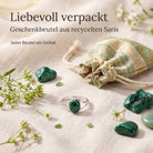 [KI] Silberring mit Malachit und Geschenkbeutel aus recyceltem Sari