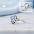 [KI] Mondsteinring aus Silber mit Maßangaben zu Ring und Edelstein
