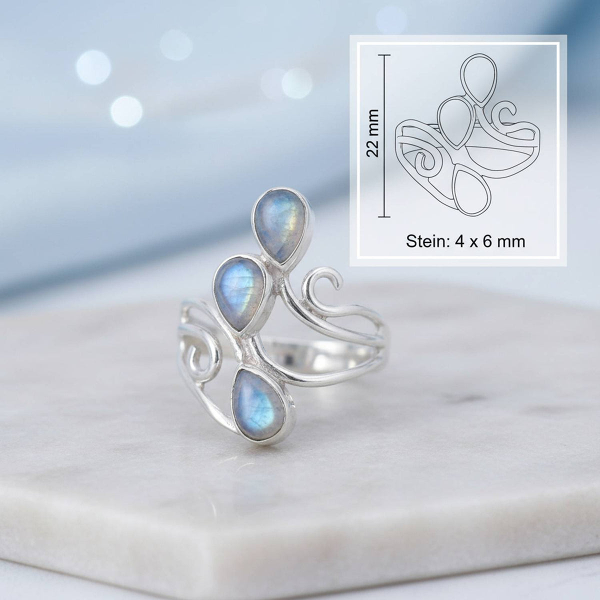 Mondsteinring aus Silber mit Maßangaben zu Ring und Edelstein
