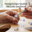 [KI] Handgefertigter Silberring mit Mondstein bei der Schmuckherstellung