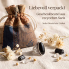 [KI] Silberring mit Onyx und Geschenkbeutel aus recyceltem Sari