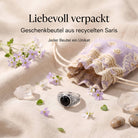 [KI] Silberring mit Onyx und Geschenkbeutel aus recyceltem Sari