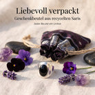 [KI] Silberring mit Onyx und Geschenkbeutel aus recyceltem Sari